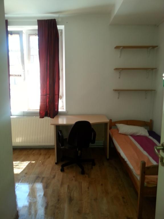 Apart & Hostel Guest Room Brendan Hostel Krakau