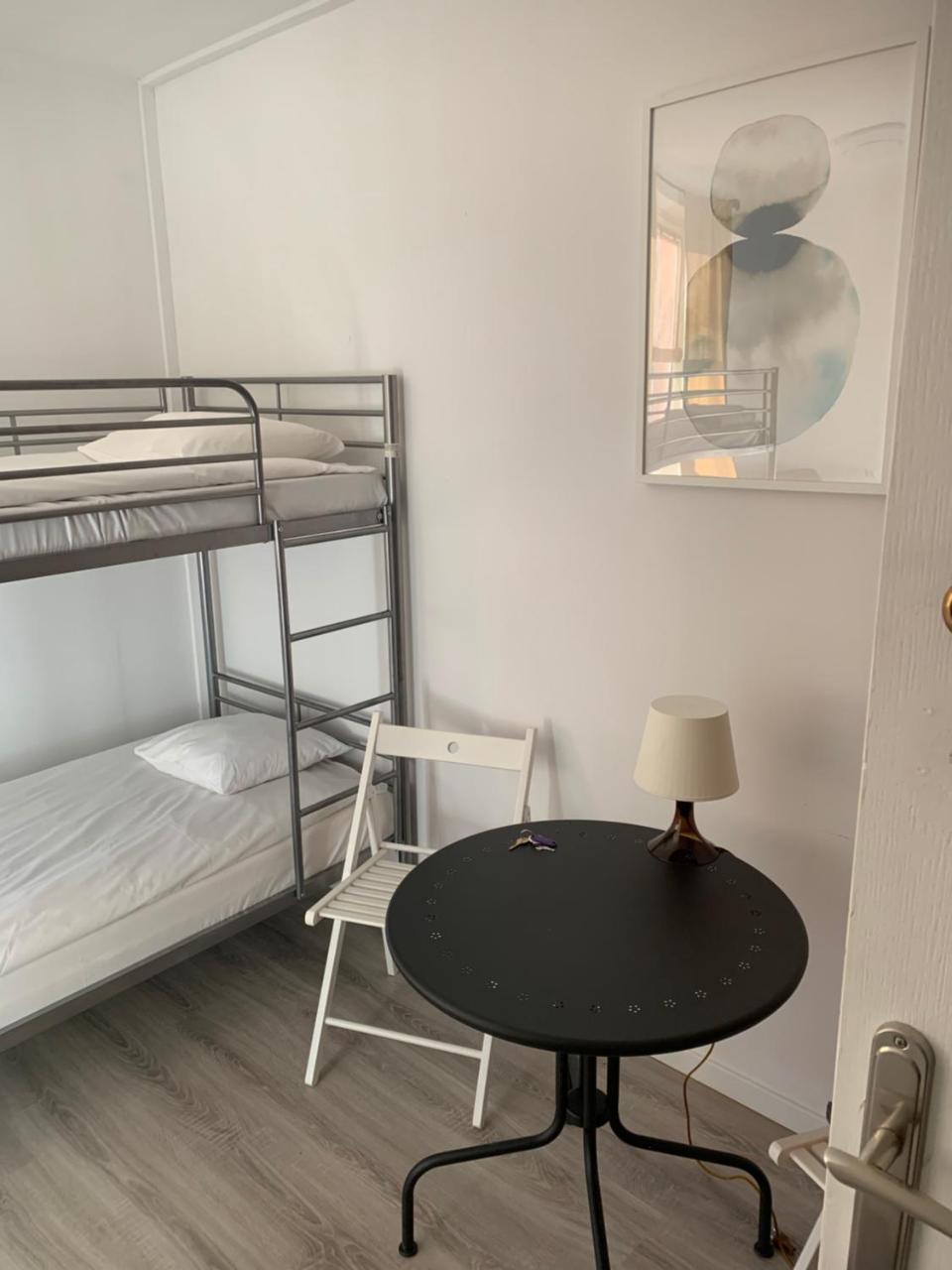 Apart & Hostel Guest Room Brendan Hostel Krakau